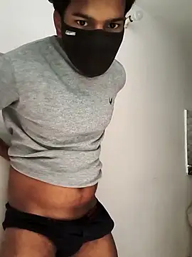 Hottlund6 online show from February 2, 2026, 2:43 am