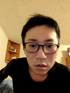 bobochandesu online show from May 29, 2026, 1:33 am