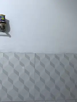 Snapshot of emgaisayhi chatting on February 7, 2026, 9:23 pm emgaisayhi online show from February 7, 2026, 9:23 pm