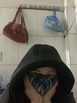 Snapshot of emgaisayhi chatting on February 8, 2026, 9:12 pm emgaisayhi online show from February 8, 2026, 9:12 pm