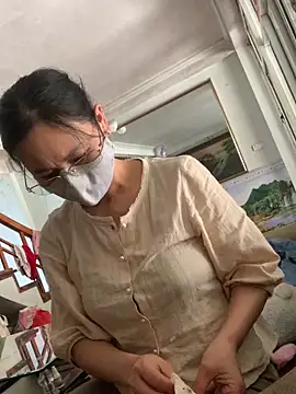 Snapshot of emgaisayhi chatting on March 2, 2026, 7:15 am emgaisayhi online show from March 2, 2026, 7:15 am