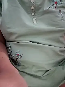 Zi zii online show from February 6, 2026, 11:34 pm