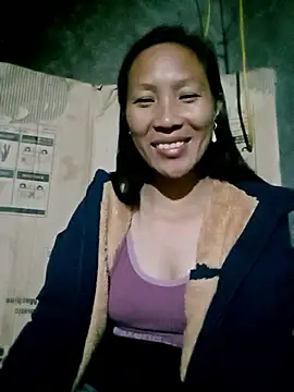 Snapshot of Diana-02 chatting on February 2, 2026, 12:09 am Diana-02 online show from February 2, 2026, 12:09 am