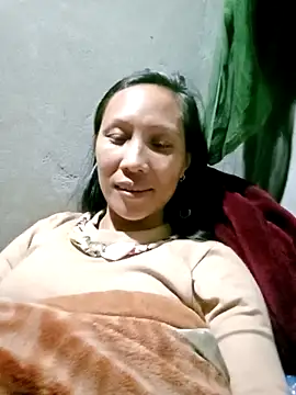 Snapshot of Diana-02 chatting on February 11, 2026, 2:50 pm Diana-02 online show from February 11, 2026, 2:50 pm