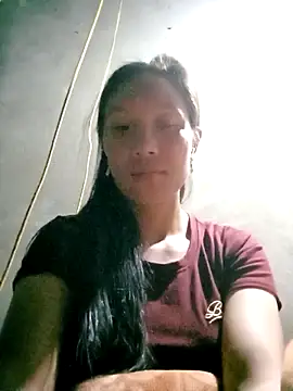 Snapshot of Diana-02 chatting on February 16, 2026, 11:02 pm Diana-02 online show from February 16, 2026, 11:02 pm