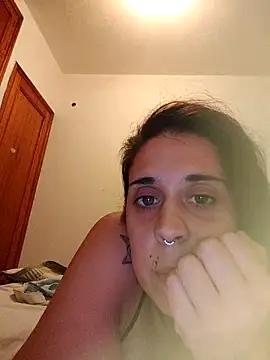 Snapshot of Lindandre92 chatting on February 16, 2026, 11:57 pm Lindandre92 online show from February 16, 2026, 11:57 pm