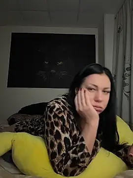  Mila Love online show from February 11, 2026, 1:33 pm