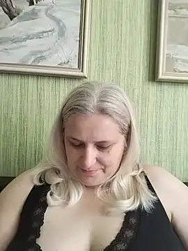 Snapshot of NyushaLollipop chatting on May 18, 2026, 7:13 am NyushaLollipop online show from May 18, 2026, 7:13 am