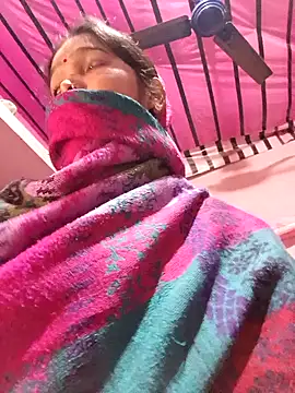 riyadas554321 online show from January 14, 2026, 5:44 am