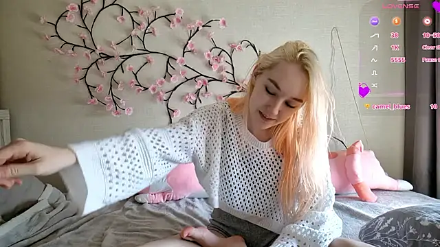 MisaMew online show from March 14, 2026, 10:54 am