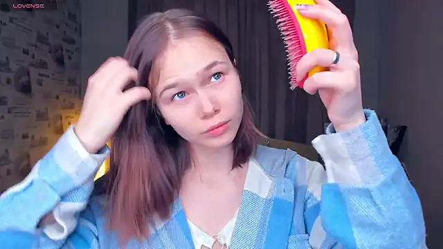 Snapshot of OwlLynn chatting on February 2, 2026, 8:35 am OwlLynn online show from February 2, 2026, 8:35 am