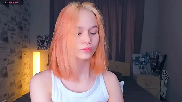 Snapshot of OwlLynn chatting on February 6, 2026, 8:54 am OwlLynn online show from February 6, 2026, 8:54 am