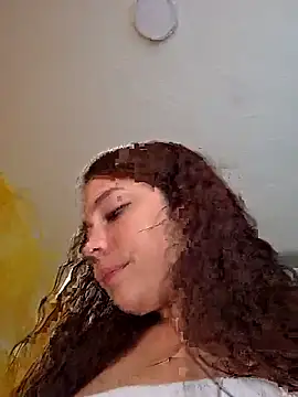 dani ferreer1 online show from March 29, 2026, 10:00 pm