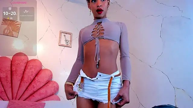 VictoriaRousse  online show from March 3, 2026, 3:02 am