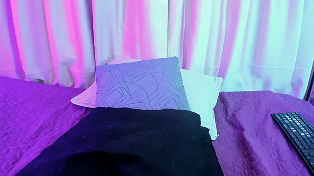 emily 34  online show from March 11, 2026, 3:55 am