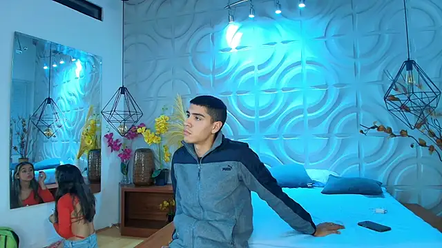 Snapshot of bastian_and_samantha chatting on January 16, 2026, 3:43 am bastian and samantha online show from January 16, 2026, 3:43 am