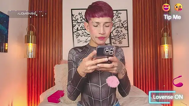 Snapshot of Taylor_Snow chatting on February 5, 2026, 8:15 pm Taylor Snow online show from February 5, 2026, 8:15 pm