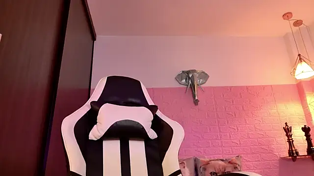 Dulce Stormy online show from February 28, 2026, 12:27 pm