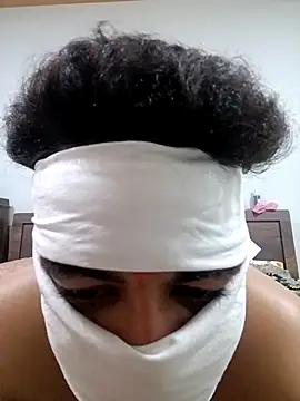 gujjuboysexy123 online show from June 21, 2026, 10:21 am