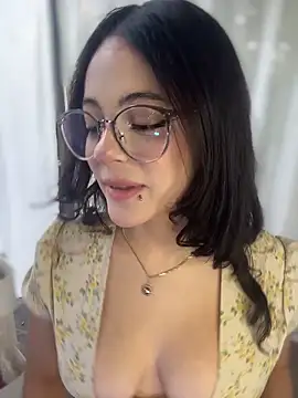 TeaseDollXXX online show from March 7, 2026, 9:42 pm