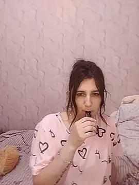 Koshova1836 online show from June 5, 2026, 10:15 pm