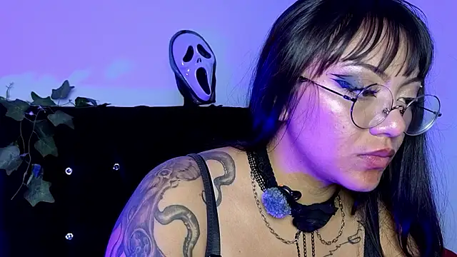 victoriia thompson online show from January 16, 2026, 6:12 pm