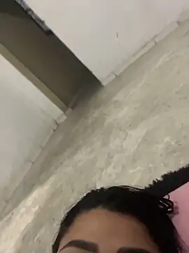 MorenaCariok online show from April 11, 2026, 2:41 am