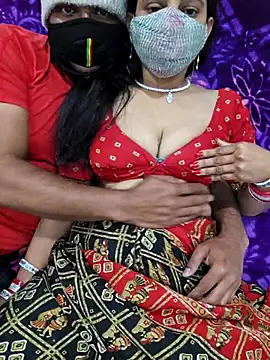 Snapshot of VikasViralStudios chatting on February 4, 2026, 6:19 am VikasViralStudios online show from February 4, 2026, 6:19 am