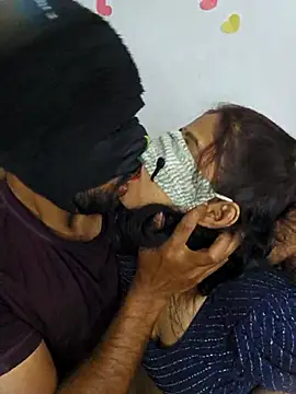 Snapshot of VikasViralStudios chatting on February 22, 2026, 5:25 pm VikasViralStudios online show from February 22, 2026, 5:25 pm