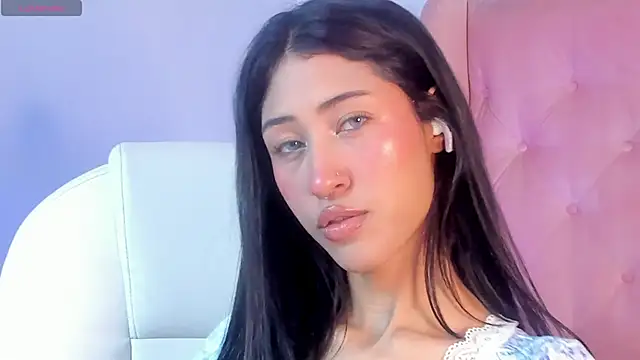 Snapshot of internett_sweetheart chatting on April 22, 2026, 6:09 am internett sweetheart online show from April 22, 2026, 6:09 am