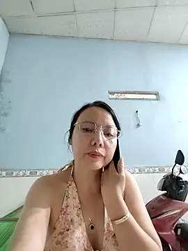 Famrita online show from April 1, 2026, 2:13 am