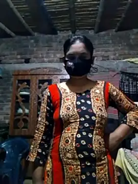 Hot Sweeti online show from February 23, 2026, 1:12 pm