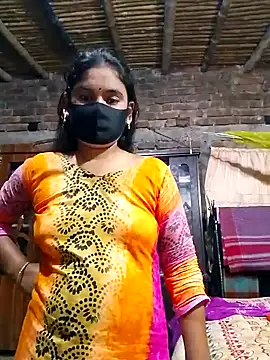 Hot Sweeti online show from April 9, 2026, 1:50 pm