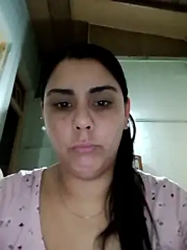 Snapshot of anita1825 chatting on January 19, 2026, 3:43 am anita1825 online show from January 19, 2026, 3:43 am