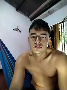 attractive-sexx online show from February 6, 2026, 1:07 pm