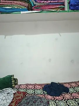 hotcopuleandsweet online show from July 29, 2026, 5:06 am