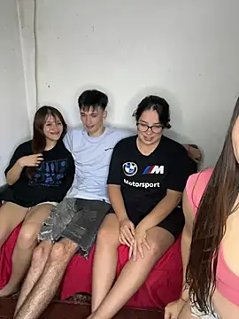 Snapshot of sofiagonet chatting on February 21, 2026, 4:03 am sofiagonet online show from February 21, 2026, 4:03 am