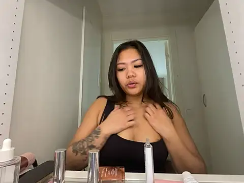 Snapshot of TitiTinyThai chatting on March 26, 2026, 10:13 am TitiTinyThai online show from March 26, 2026, 10:13 am