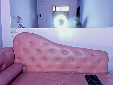 Snapshot of CottonCloud20 chatting on February 19, 2026, 2:14 pm CottonCloud20 online show from February 19, 2026, 2:14 pm