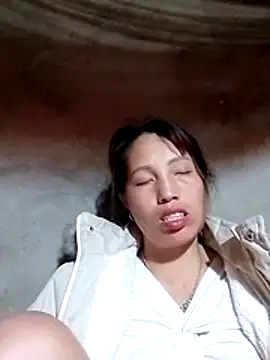 Gummiesu online show from April 1, 2026, 1:52 pm