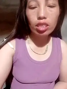 Gummiesu online show from April 10, 2026, 9:33 pm