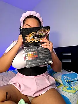 curly girl 31 online show from February 6, 2026, 5:42 pm