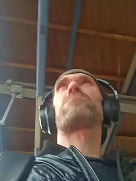 BlnAktivGay online show from April 16, 2026, 9:54 am