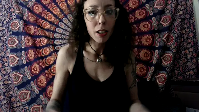 xxEMMxxx online show from January 18, 2026, 8:07 am