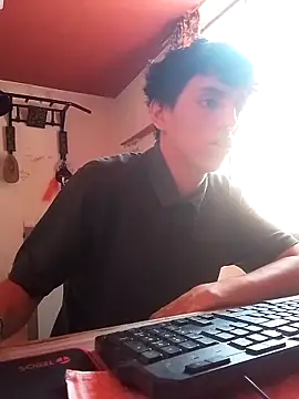 angelguere online show from February 13, 2026, 6:08 pm