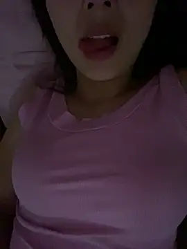 MySweet9x online show from May 5, 2026, 1:58 pm