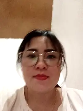 Snapshot of Luckygirls-399 chatting on February 17, 2026, 11:29 am Luckygirls-399 online show from February 17, 2026, 11:29 am