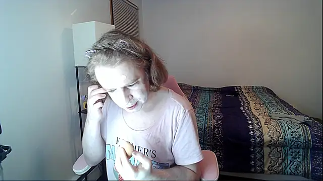 VanFairy526 online show from April 1, 2026, 9:54 am