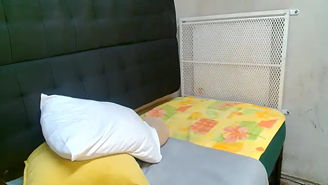 EbonyEmpressMilf online show from June 11, 2026, 6:43 am