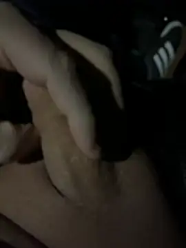 longdong00789 online show from February 5, 2026, 5:47 am